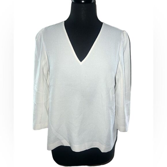 🐘H&M White Top - Picture 1 of 3